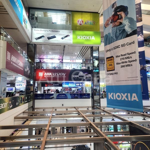 Shop / Shophouse for Sale in  Sim Lim Square - Image 3